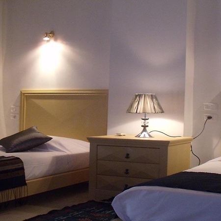 Castilia Suites Тозьор Екстериор снимка