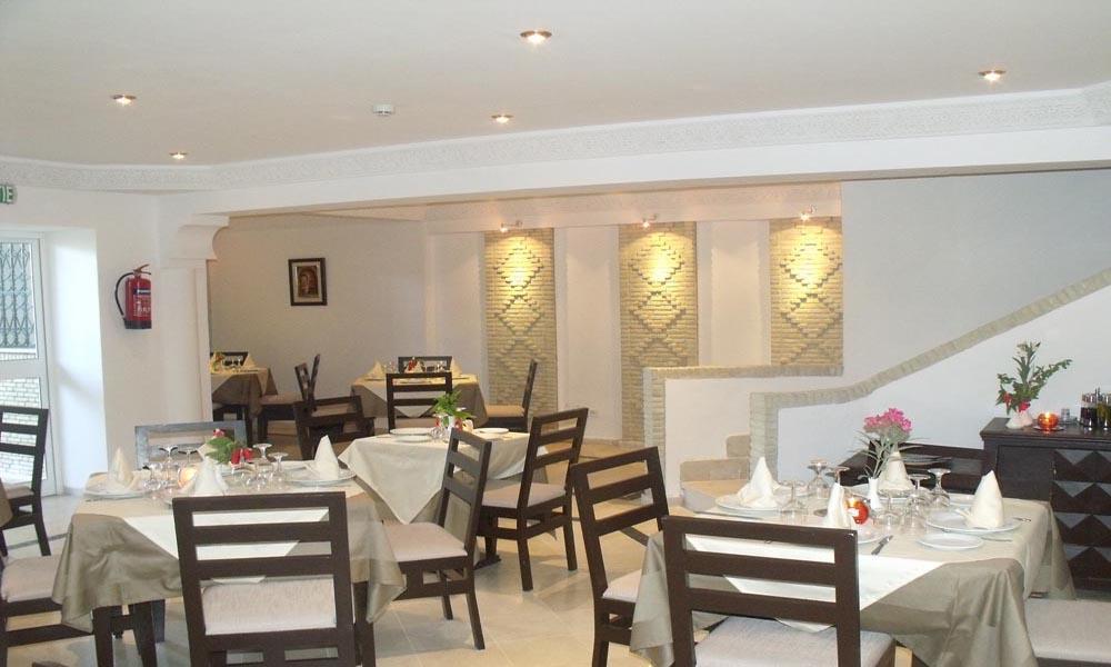 Castilia Suites Тозьор Екстериор снимка