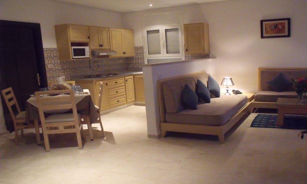 Castilia Suites Тозьор Екстериор снимка